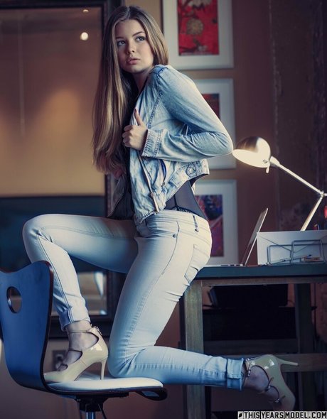 mirror onlyfans exclusive pic