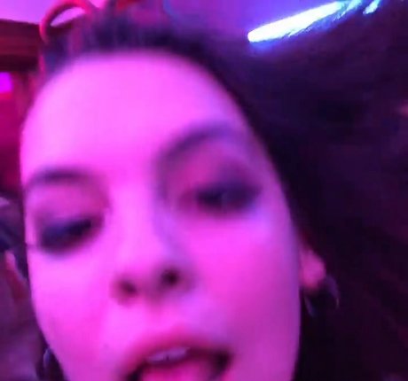 Isabella Gomez beautiful model images