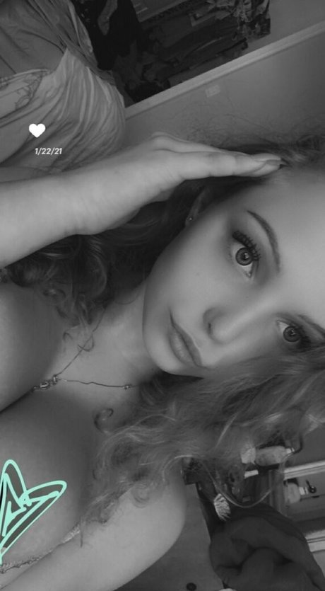 trimmed onlyfans beautiful nude gallery