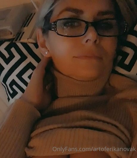 BadEry pornstar beautiful images