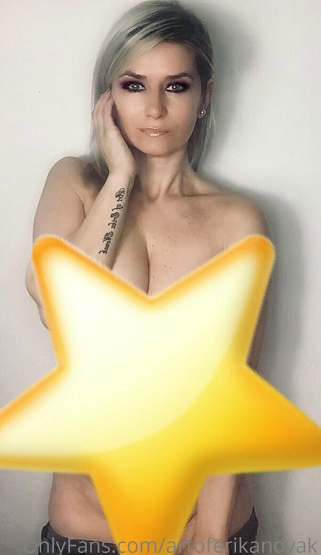 BadEry model high quality pics