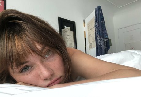 sydneylouisewilliams erotic pornstar galleries