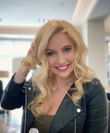 beach milf onlyfans beautiful porn image