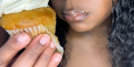 curvy babe onlyfans art xxx archive