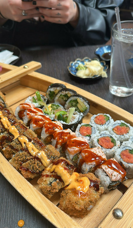 asmrwithnaomi star sexy pics