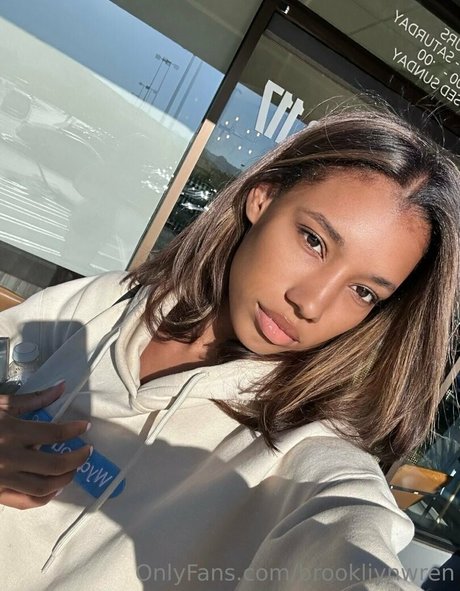 sexy ladyboy onlyfans pornos pictures