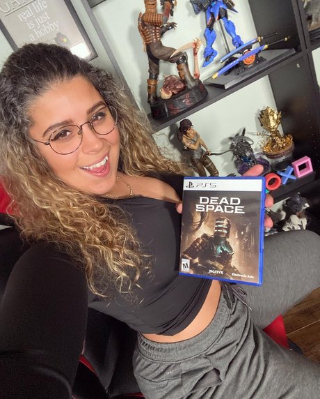 JustYeliz nude star galleries