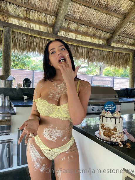 cute ladyboy onlyfans art naked pics