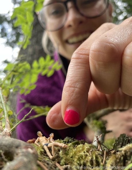 tiny onlyfans beautiful nude picture