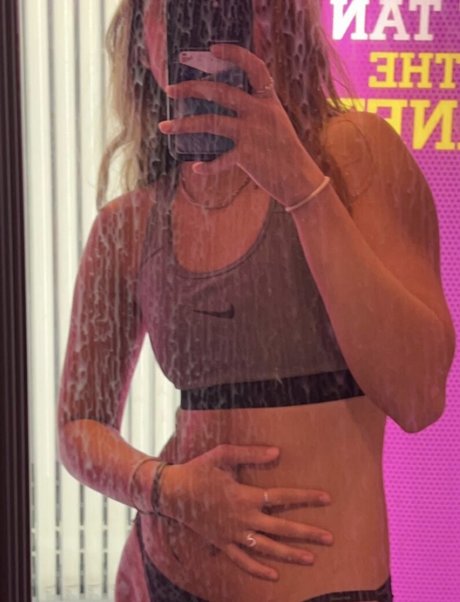 Lauren Rossi exclusive actress pic