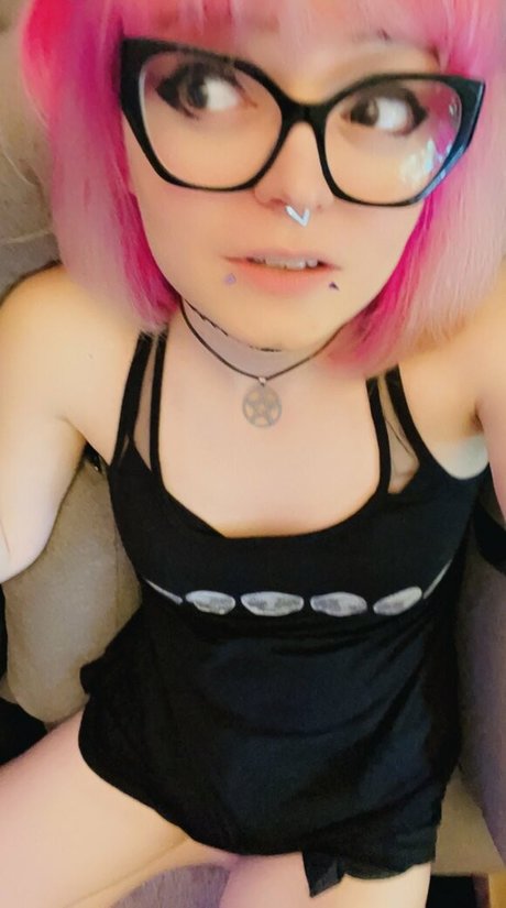 Ninehydras nice model images