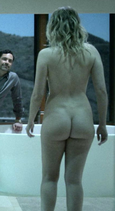 Sarah Bolger hot actress galleries