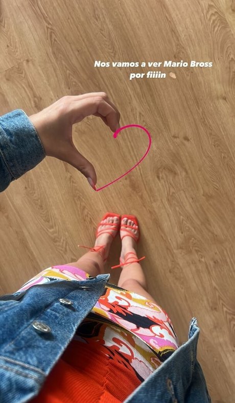 cute ladyboy onlyfans beautiful naked pics