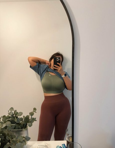 Evelynwhite hd star picture