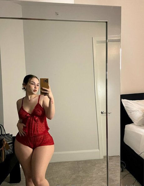 taylerhillss art pornstar pic