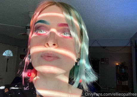 ellieopalfree model art pictures