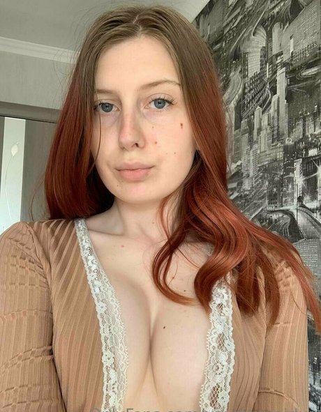 yourfoxygirlxo nude star pics