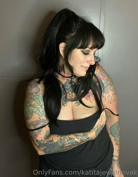 katitajewelnovak star pornographic photo