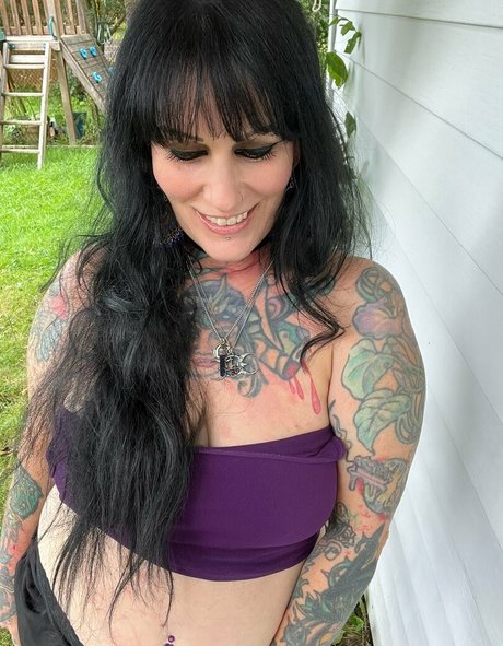 black hair onlyfans porno img