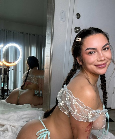 observinglalaxo hd pornstar picture