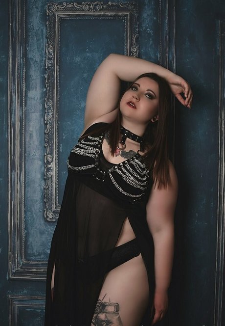 janacurvyfree pornstar beautiful images