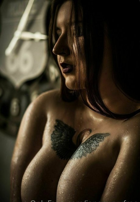 janacurvyfree erotic star pictures