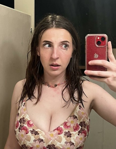 Megan Bitchell pornstar exclusive pic