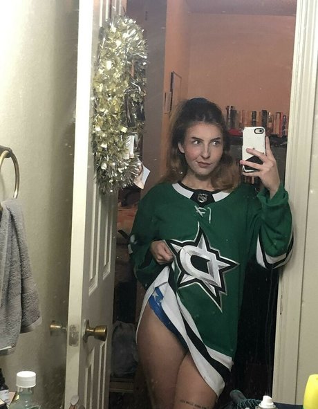 Megan Bitchell pornographic actress photos