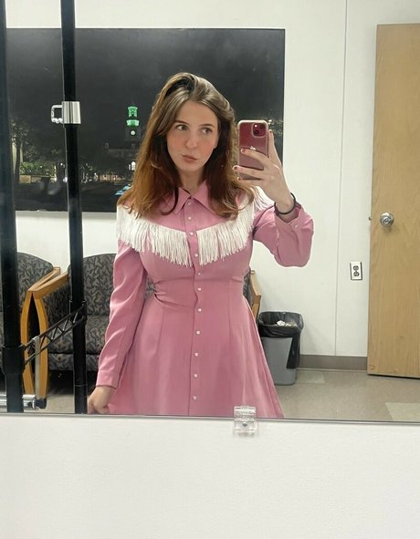 Megan Bitchell star pornographic pics