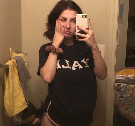 Megan Bitchell top actress photo