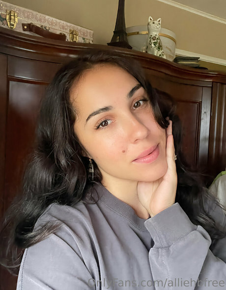 big nipples onlyfans top images