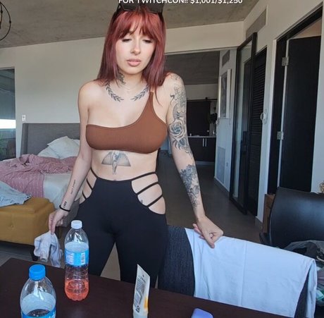 chicks with dicks onlyfans sexy nudes images