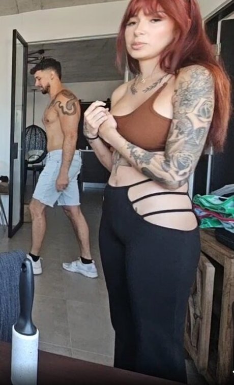 centerfold onlyfans beautiful picture