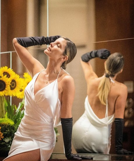 Mabel Moreno naked pornstar picture