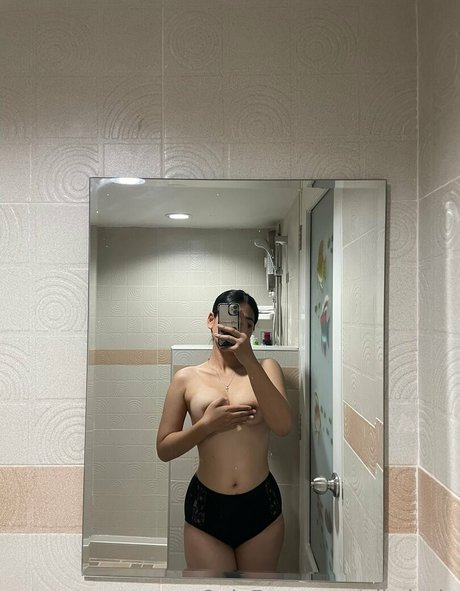 aikajo in model nudes image