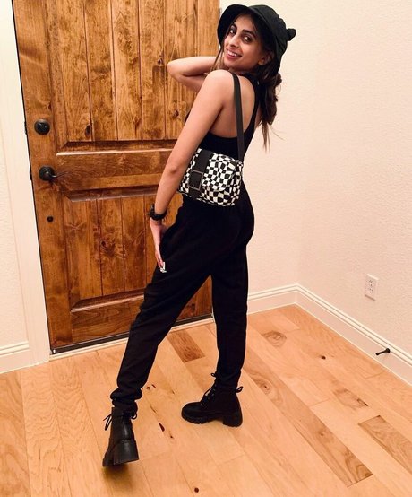 Rani Kaur pornstar high quality photos