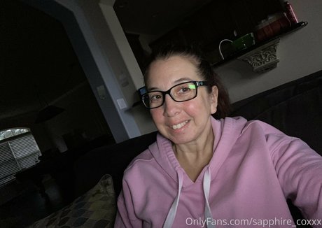 Sapphire Coxxx model naked pic