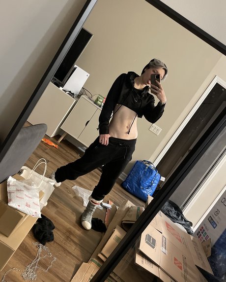 Poisonne top actress pictures