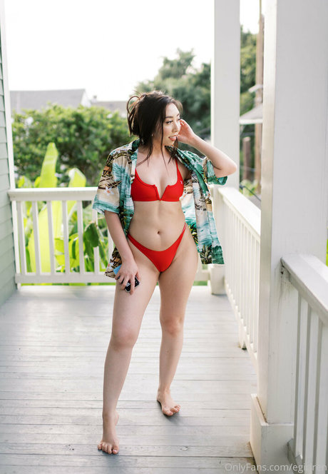 mirror onlyfans top pictures