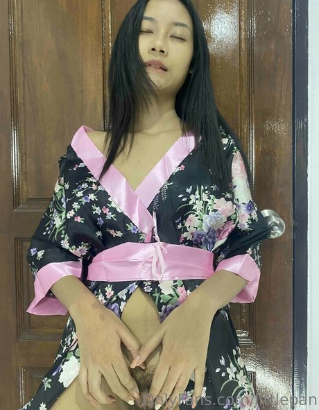 littlepan pornographic model photo