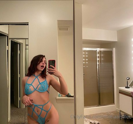 light onlyfans erotic pictures