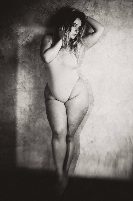 journalist onlyfans hot nude photo