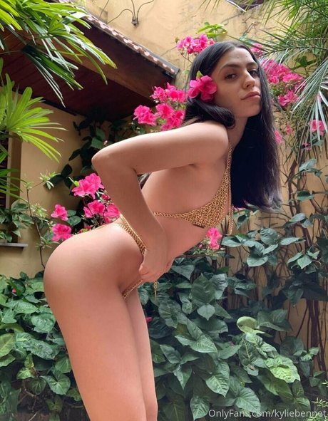 kyliebennet pornstar pretty gallery