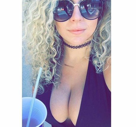 super skinny onlyfans erotic photos