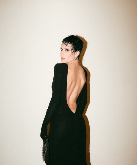 blonde milf onlyfans top gallery