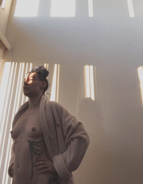 asmr feet onlyfans hot image