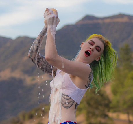 hairy onlyfans pornographic images