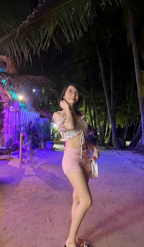 vacation onlyfans nude img