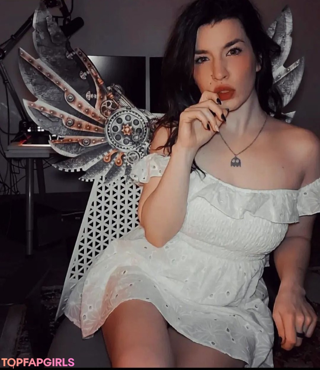 Kat Gunn naked pornstar photos