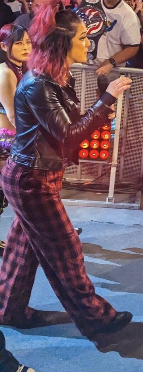 milf orgasm onlyfans pretty img